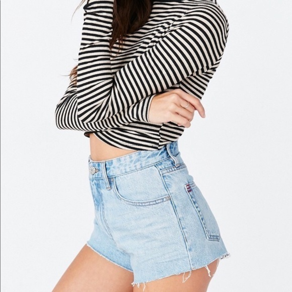 UO BDG super high rise cheeky jean shorts 25 NWT